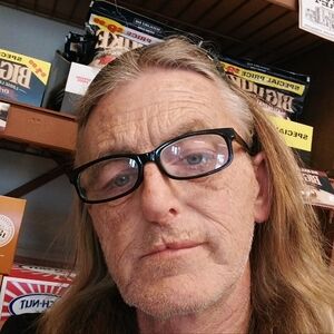 Meet your Posher, Carl